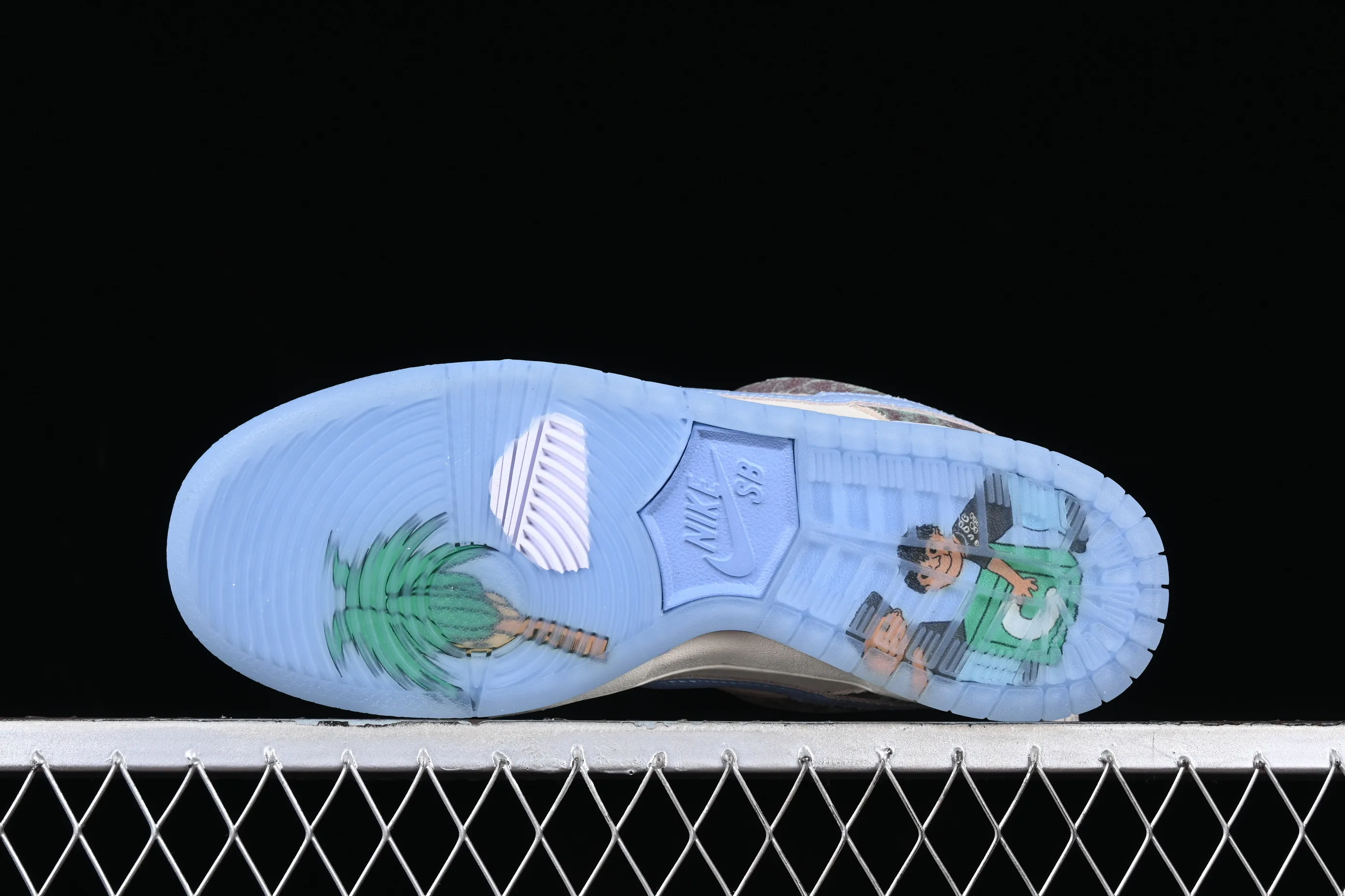 All categories Nk SB Dunk Series Nk SB Dunk Low low-top sneakers Y version Crenshaw Skate Club x Nk SB Dunk Low joint model SB low-top sports and leisure sneakers FN4193-100